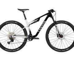 2025 Canyon Lux World Cup CF 7 Mountain Bike (ZONACYCLES)