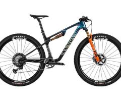 2025 Canyon Lux World Cup CFR MACH874 Mountain Bike (ZONACYCLES)